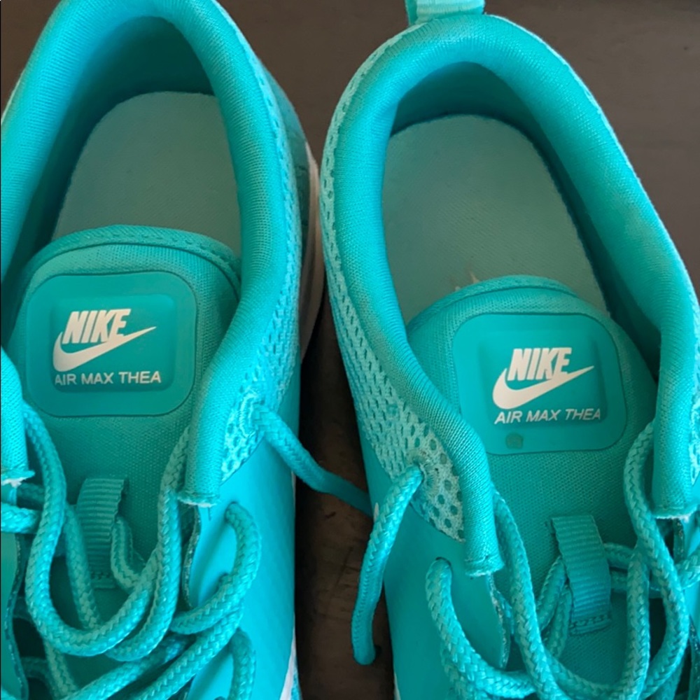 Nike Airmax! - Picture 2 of 3